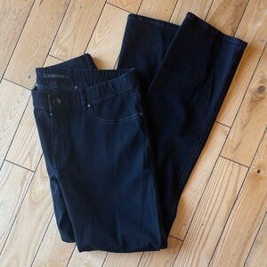 Elie Tahari Women's Black Straight Leg Jeans